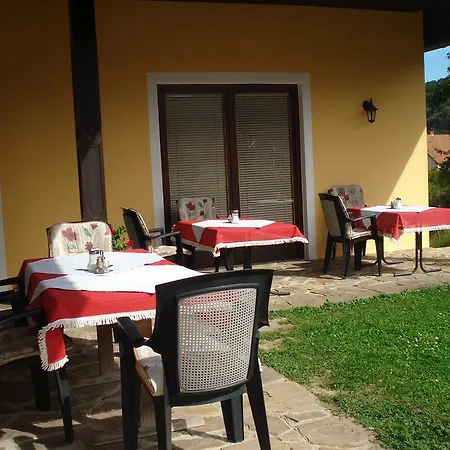 Gastezimmer Schmelz