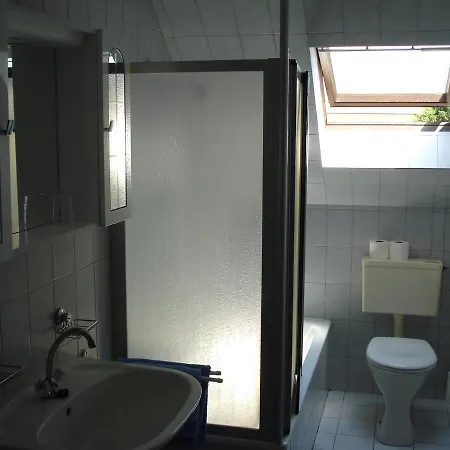 Gastezimmer Schmelz